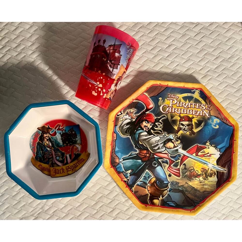 Disney Pirates of the Caribbean Toddler Dish Set